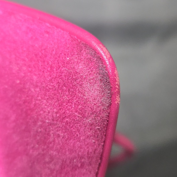 Coach Vintage Pink Suede Wristlet with Turnlock - Picture 13 of 16